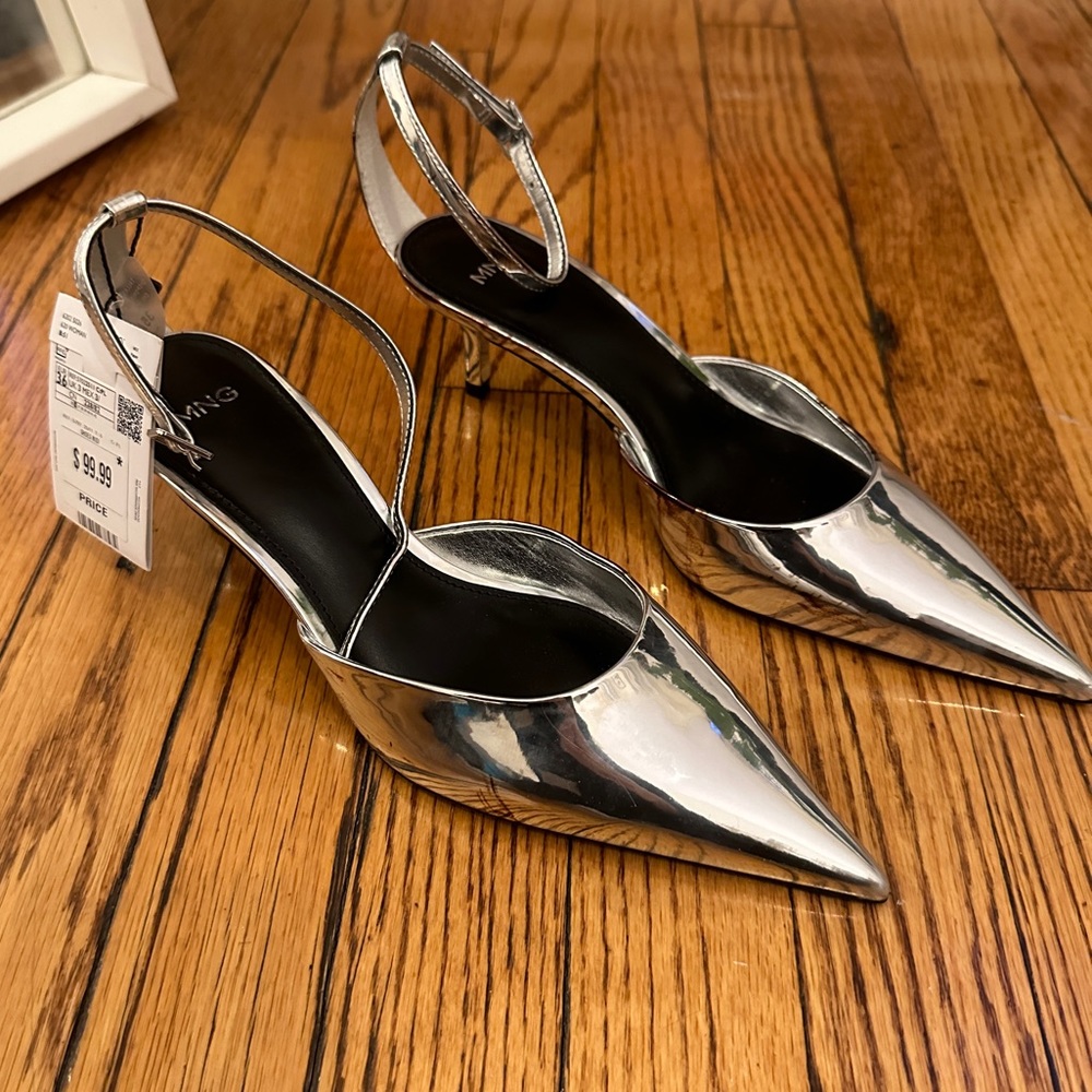 NWT Mango platinum pointed heels